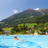 Freischwimmbad beim Martinerhof's Brauhotel