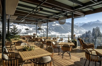 Beliebter Treffpunkt im Sommer und Winter ist der Balkon.