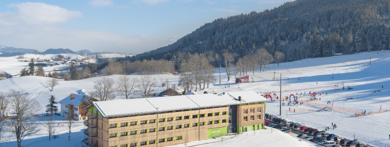 Explorer Hotel Neuschwanstein im Winter