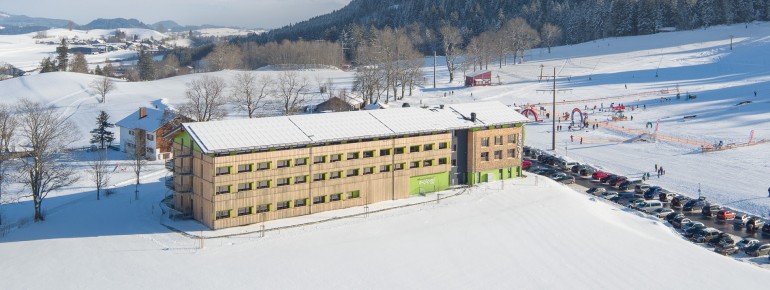 Explorer Hotel Neuschwanstein im Winter