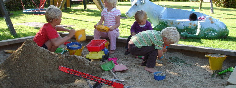 Sandkiste am Kinderspielplatz