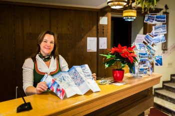 Skikartenverkauf Ski amadé ab 2 bis 8 Tage an der Hotelrezeption