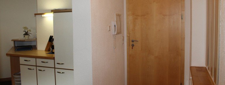 Vorraum und Garderobe