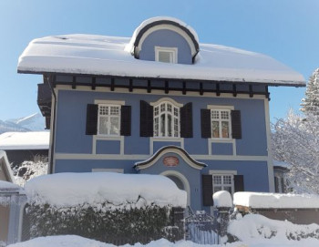Das Blaue Haus im Winter