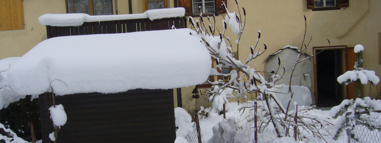 Südseite des Hause / Teil Südfassade und Garten /Balkon von FEWG 2