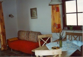 Sitzecke und Sofa Wohnung 2