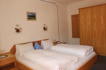 Doppelzimmer Apartment für 2-5 Personen