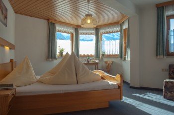 Schlafzimmer Komfortferienwohnung Geißhornblick