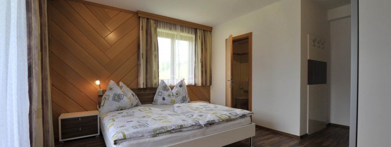 Schlafzimmer Ferienwohnung "Talblick"
