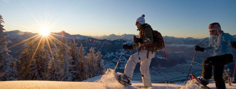 Schneeschuhwandern in den Tiroler Bergen