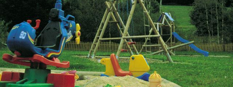 hauseigener Spielplatz