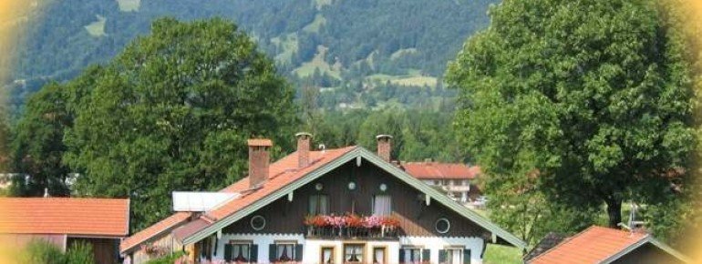 Unser Gästehaus "Zum Jäger" im Sommer auch einen Urlaub wert!