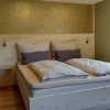 Schlafzimmer a. Wiese