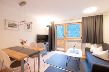 Apartment Vallüla für 2 Erwachsene und max. 1 Kind, Foto: Wohnbereich