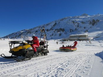 Skidoorafting mit der Skischule Salober Schröcken