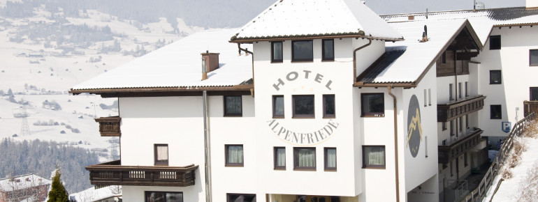 Hotel Alpenfriede Winter