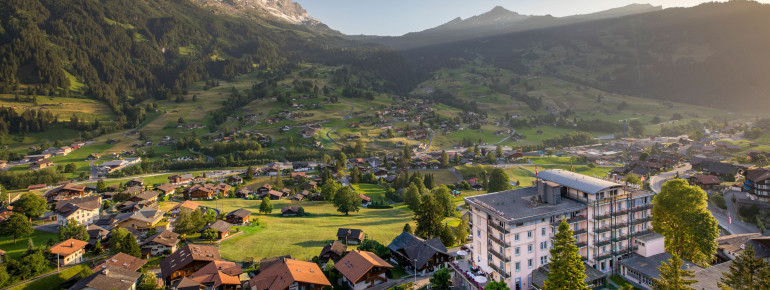 Hotel Belvedere Grindelwald mit Sicht auf den Eiger