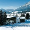 Der Wilde Kaiser mit Hotel Blattlhof im Winter