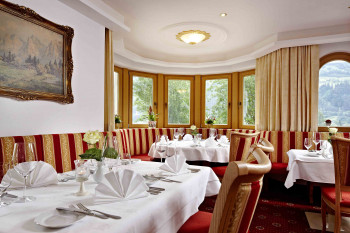 Restaurant-Stuben im Zillertaler Hotel Riedl