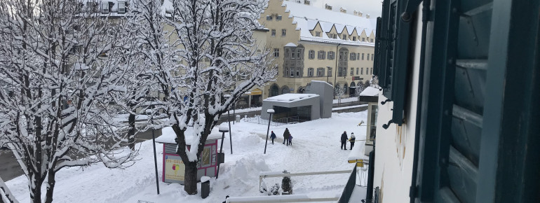 Ausblick vom Hotel Corso auf den Graben Bruneck