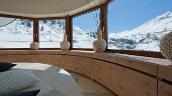 Moderner Wellnessbereich für Wohlfühlmomente im Winterurlaub in Obergurgl