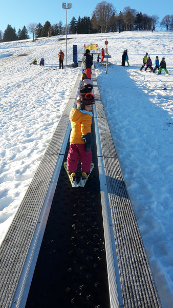 Kinder Skifahren Bucklift Todtnauberg in der nähe zur Panorama Lodge Sonnenalm