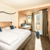 Die Zimmer im Dips & Drops sind genauso individuell wie ihre Gäste: modern, lässig und komfortabel.