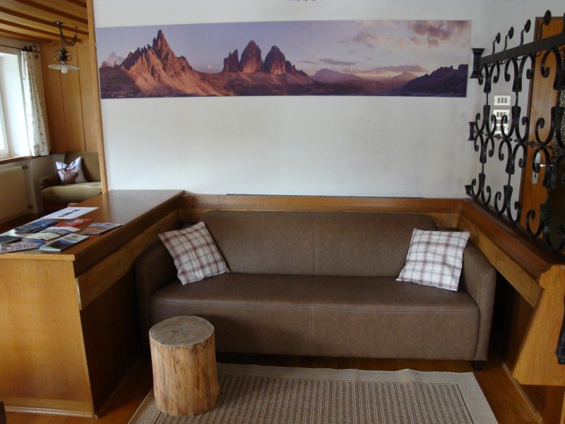Alpine Lounge