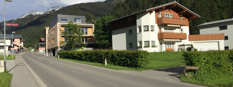 Einfahrt Landhaus Lackner Sommer