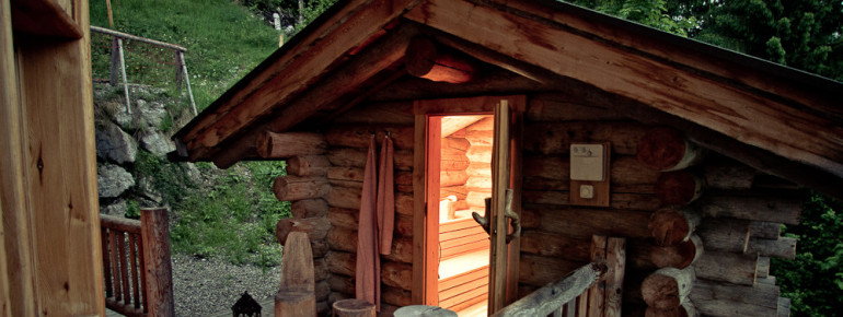 Sauna-Blockhütte im Hüttendorf Maria Alm