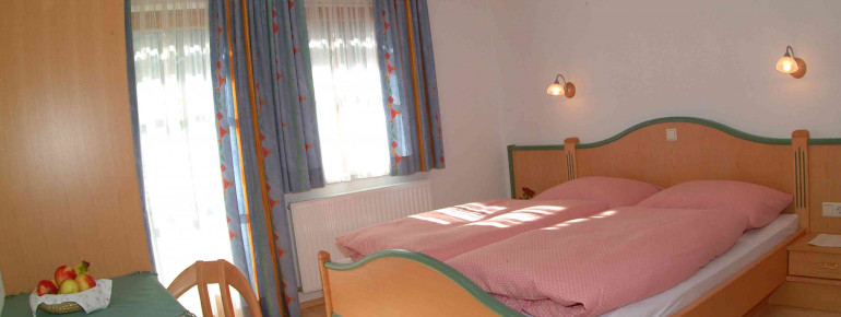 Schlafzimmer 4 Personen