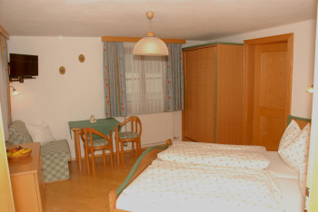 Schlafzimmer 2-3 Personen