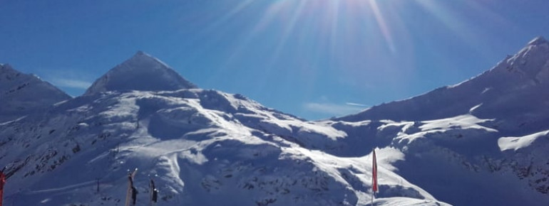 Skifahren beim Weißsee Gletscherwelt