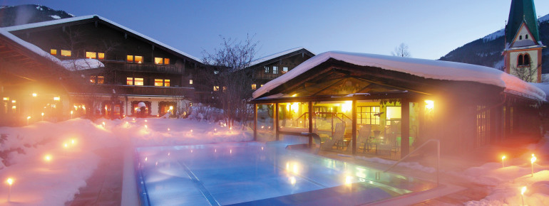 Aussenschwimmbecken im Hotel Böglerhof