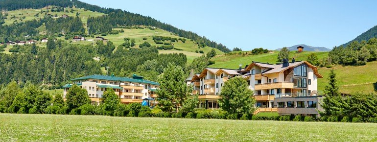 Das Sporthotel Sillian liegt, eingebettet ins idyllische Hochpustertal, direkt an der Talstation der Bergbahnen