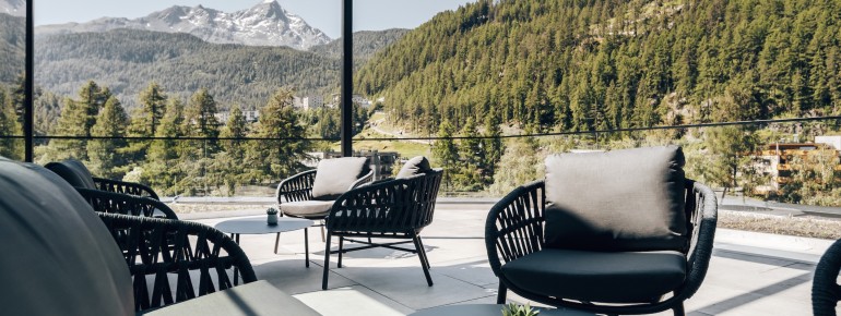 Traumhafter Ausblick von der Bar LA VUE