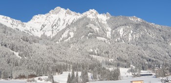 Ausblick FEWO kl. Skilift/Loipe, Bergwelt Hahnenkamm