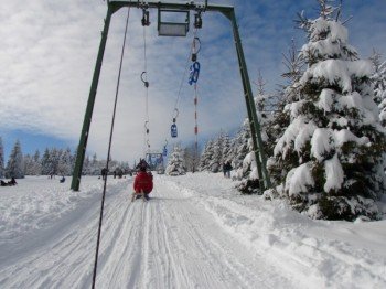The Torfhaus lifts offer sledding fun for the whole family