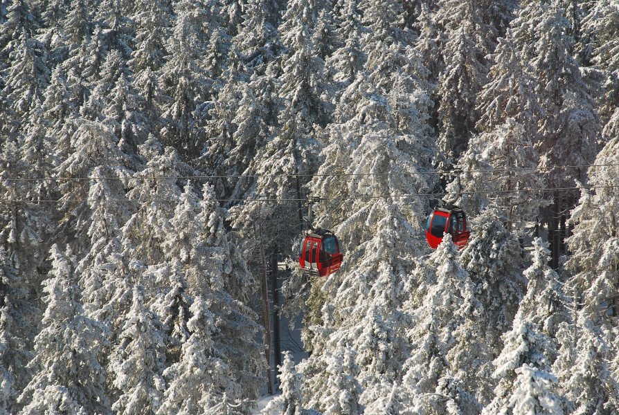 The Wurmberg cable car in the winter forest