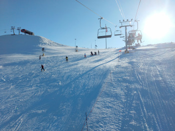 Most of the resort covers beginners' and intermediate runs.