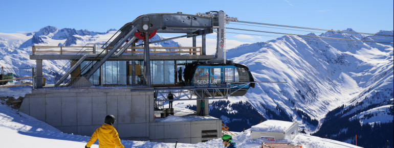 The Cuolm da Vi aerial tramway leads from Sedrun to the ski area.