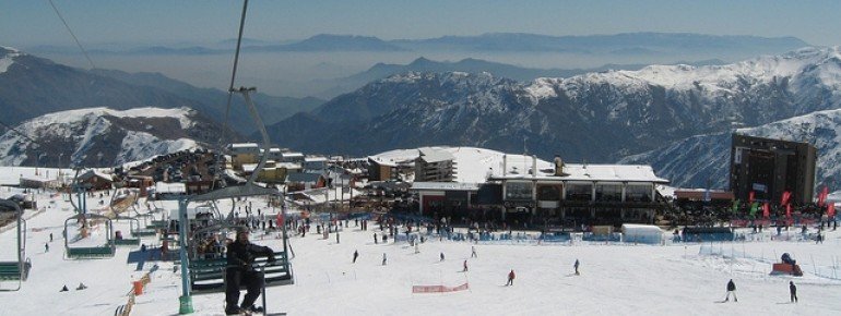 The Cururo lift allows you to enjoy one of the greatest panoramic views of the ski resort.