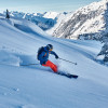 Ski tourers and freeriders can enjoy themselves in the deep snow off the pistes.