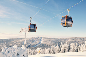 The new gondola leads up to the Reischlberg.