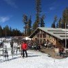 Mill Café's sun deck is perfect to enjoy the Californian sun during a long day on the slopes.