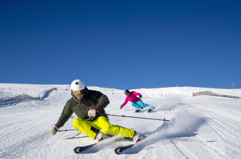 More than 40 kilometers of perfectly groomed slopes await you here.