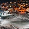 On the longest (2.2 kilometers) and widest floodlit slope in the Alps, you can ski in the evening.