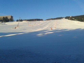 In the morning, the pistes are perfectly prepared.