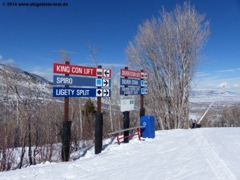 Excellent "road signs" in the whole ski resort make getting around without getting lost a lot easier.