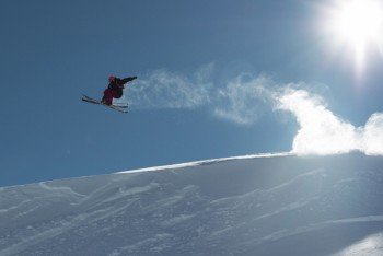 Snow, sun and fun is what awaits you at Valle Nevado. Go, see it for yourself!
